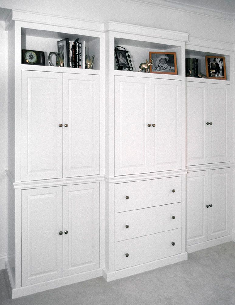 ENTERTAINMENT CENTERS
Custom Clothes Cabinet,
Ridgefield, New Canaan, Southbury, Middlebury, Darien, Redding, Newtown,
Wilton, Weston, Danbury, Brookfield.