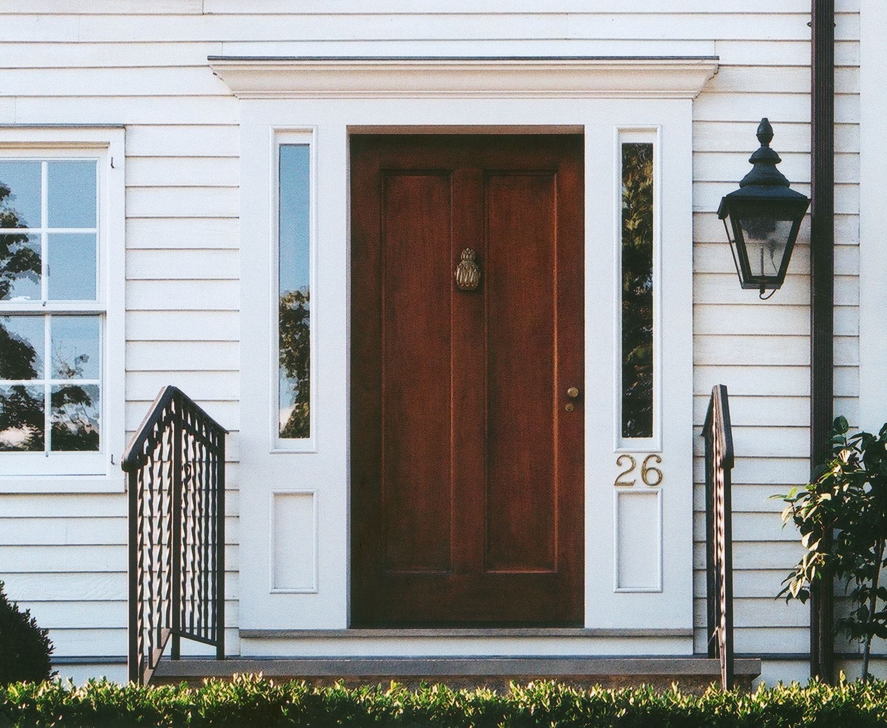 CUSTOM MAHOGANY DOORS. Ridgefield, Wilton,
Greenwich, New Canaan, Westport, Redding, Weston,
Bridgewater, Darien, Roxbury,
Newtown.




















