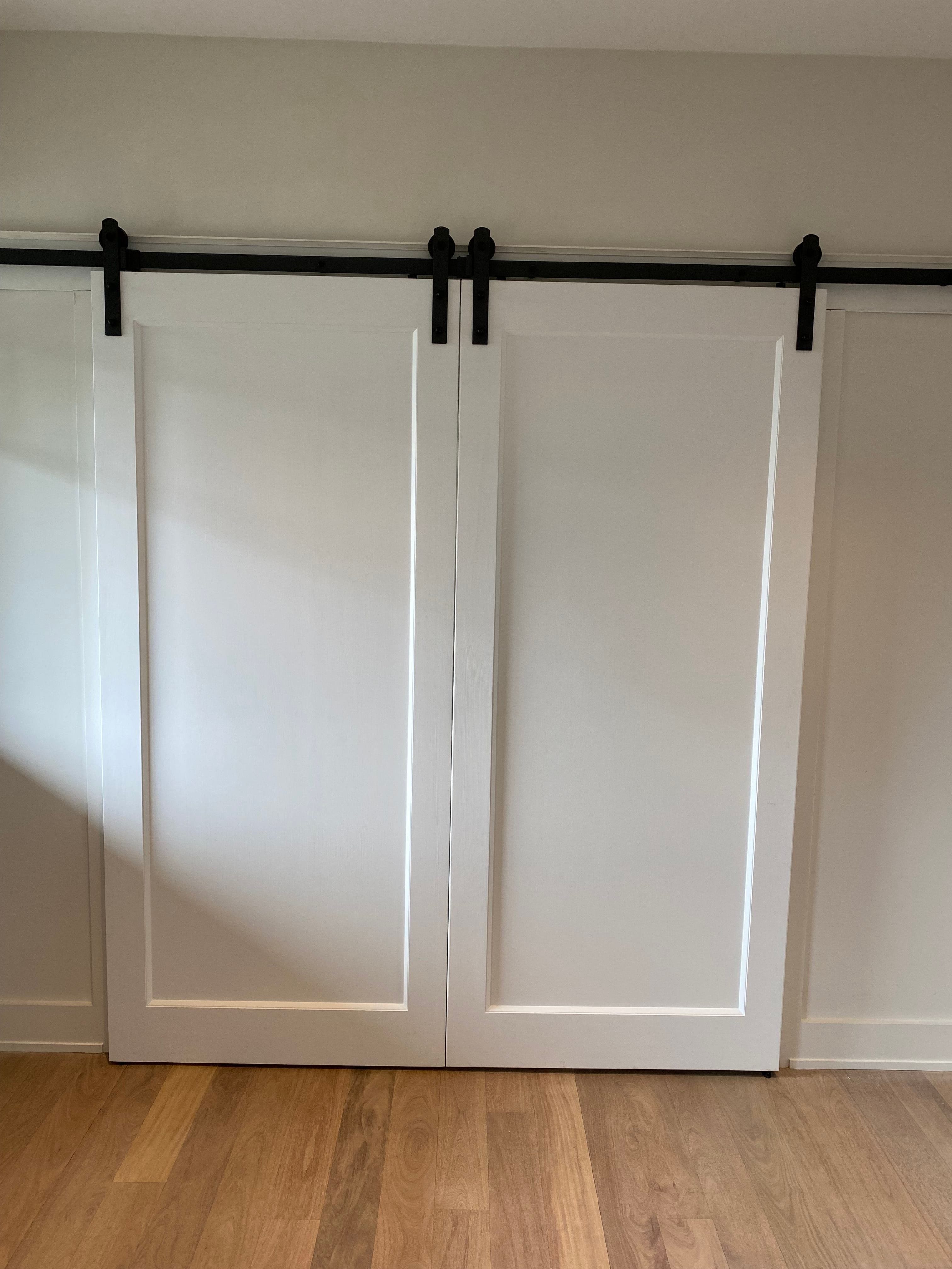 CUSTOM BARN DOORS Ridgefield, Westport, Wilton,
New Cannan, Bridgewater,
Newtown, Reddding, Weston
Brookfield, Woobury, Oxford.